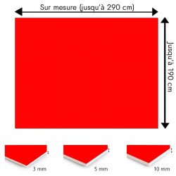 Crédence rouge sur mesure pour salle de bain