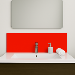 Crédence rouge tomate sur mesure pour salle de bain