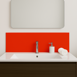 Crédence rouge feu sur mesure pour salle de bain